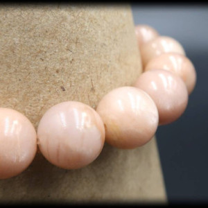 Sunstone Solid Gemstone Bracelet for Independence and Vitality