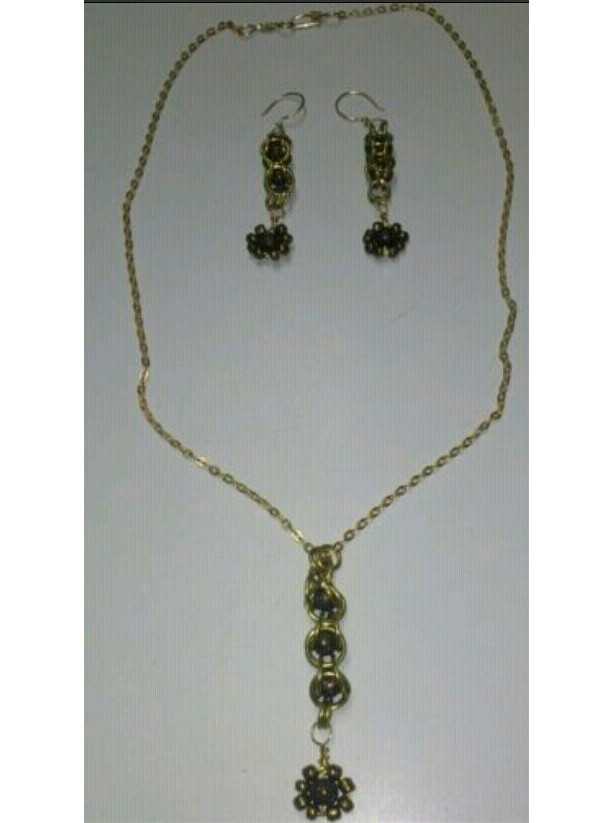 Encased Bead Pendant on Gold Plated Chain with matching Earrings
