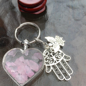 Rose Quartz Crystal Chips with Hamsa Hand and Angels Watching Over Me Charm Keyring / Keychain 