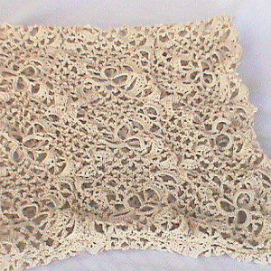 CloverFields Cowl in Natural