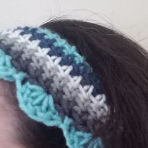 Crochet Striped Headband with Scallop Edging