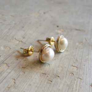 Gold Filled Stud Earring, Wire Wrapped White Freshwater Pearl Posts,Natural Pearl Earring, Bridal Earrings,Stud Earrings Pearls, Real Pearls