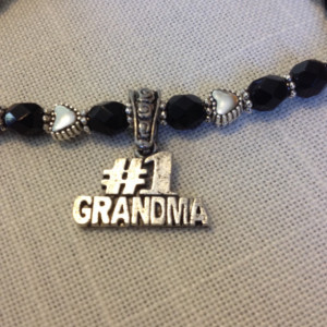 Grandma Charm Bracelet, Custom Black and Silver Beaded Bracelet, Grandmother Gift, Grandma Birthday, Baby Announcement, Pregnancy Reveal