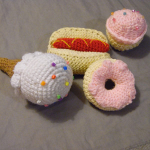 Crochet food 