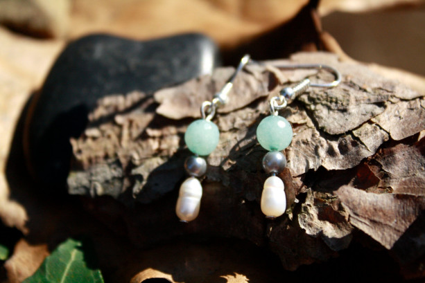 Dangle pearl and aqua earrings
