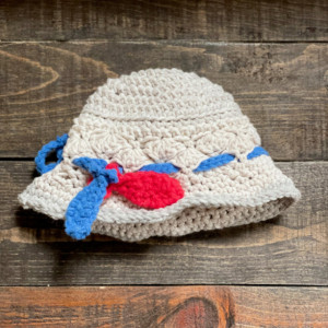 Handmade crochet baby summer sunhat. Fisherman style with handmade fish ornaments