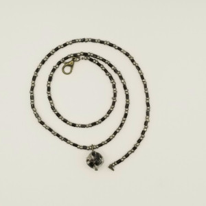 Pendant necklaces