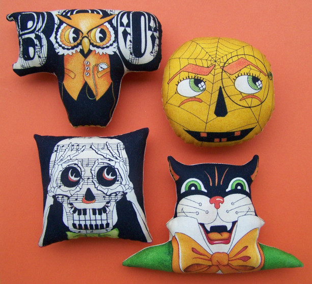 Set of 4 Primitive Retro Halloween Ornies Tucks Shelf Sitters Grungy Cat Owl Moon Skeleton Gift Bowl Fillers