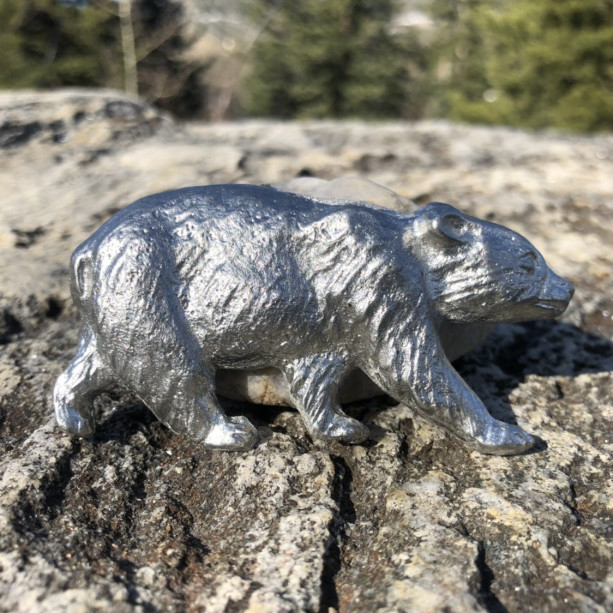 Black bear magnet pewter figurine, California, hand cast