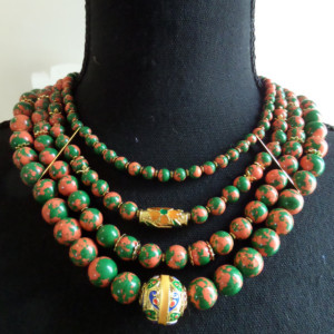 muti- strand  Red and Green Spotted Mosaic Necklace