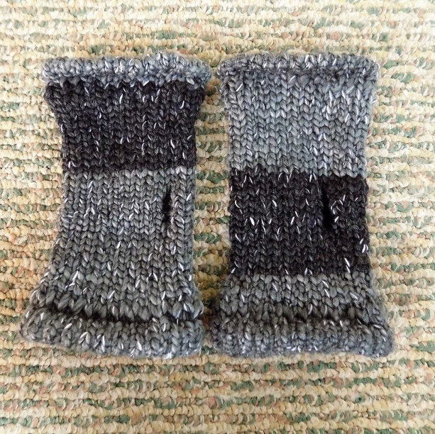 'Shades of Gray' Knit Fingerless Gloves