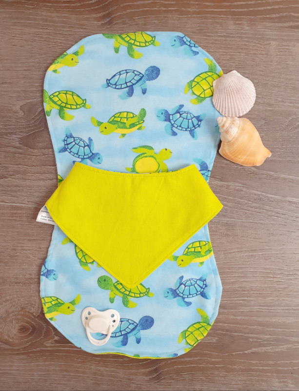Sea Turtle Print Shoulder Pad & Baby Bandana