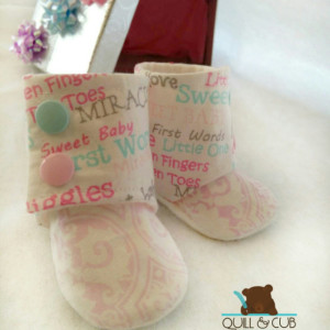 Baby Booties- Baby Boots- Gender Announcement- Coming Home Outfit- Crib Shoes- Child Slippers- Baby Girl Shoes- Infant girl Shoes- 0-24mos
