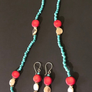 - Bamboo Coral, Antique Silver And Turquoise Glass Beaded Jewelry Set