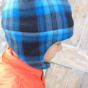 Kids Fleece Winter Hat with Chin Strap - Reversible Unisex Fleece Hat