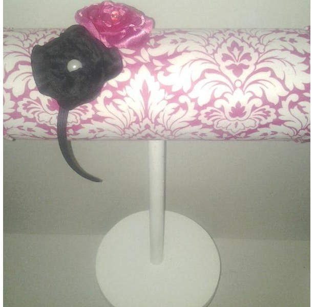 Boutique headband or bracelet display stand, pink damask great booth displays promote sales