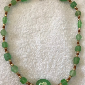 Green Glass & Gold handmade beaded necklace 17" long 