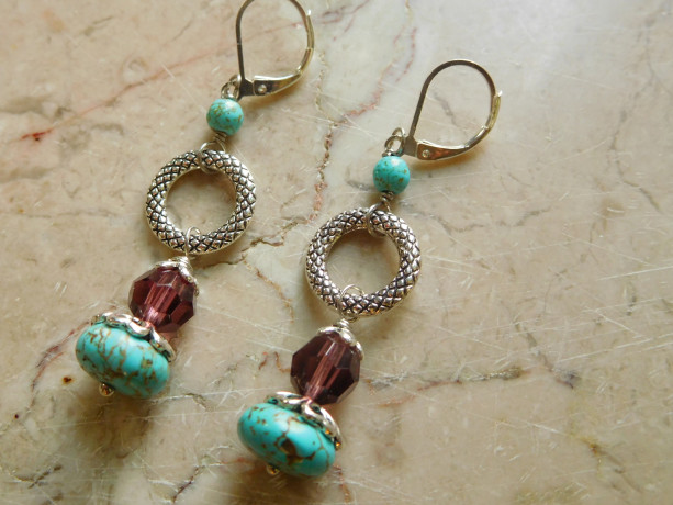 Turquoise dangling earrings, with silver tone lever back earrings hooks. #E00311