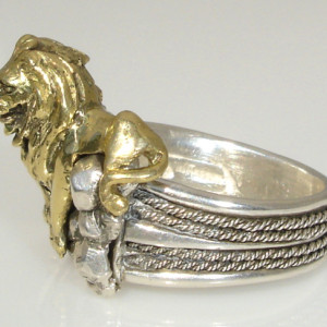 10 K gold New York Library Guardian Lion Saphire sterling silver ring