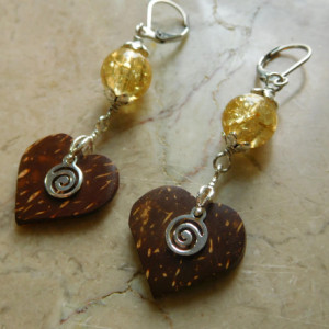 Dangling Coconut heart earrings, with stainless steel lever back earrings hooks. #E00312