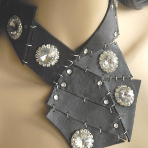Black leather necklace with fancy diamonds