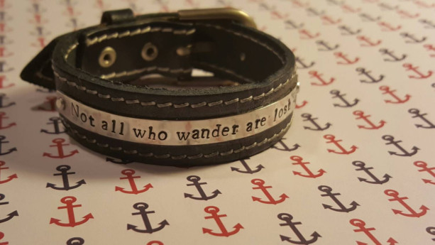 Unisex personalized leather buckle bracelet