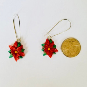 Red poinsettia dangles, X-mas Flower Earrings, Christmas Jewelry, Christmas Dangle Earrings