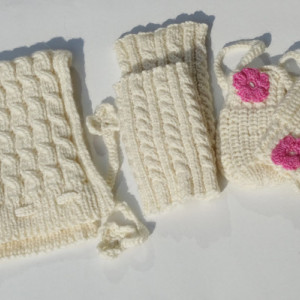 Hand Knitted Baby Girl 6 months to 24 months Set, Luxury Washable Merino Wool, Mittens, Leggings, Classic Bonnet, Ready to Ship