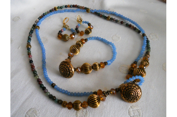 Multi-color Agate gemstone, blue glass beads Necklace Set