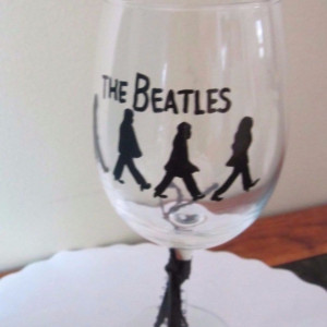 Hand Painted Glass Beatles Stemware 12-oz Wine-Glass