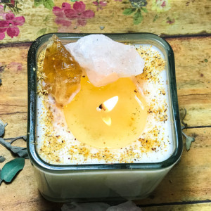 Prosperity Candle, 100% Soy Wax, Essential Oil Blend, Abundance, Grounding, Breakthrough, Crystals, Energy Shifting, Ritual Instructions