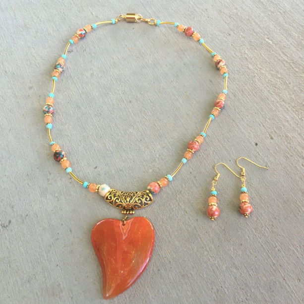 Semiprecious fancy jasper, south American topaz, heart shaped agate pendant necklace and earrings