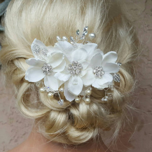 Bridal Hair Comb, Wedding Comb, Decorative Comb, Floral Wedding Comb, Rhinestone  Bridal Comb, Ivory Pearls, rhinestone leaves, crystals