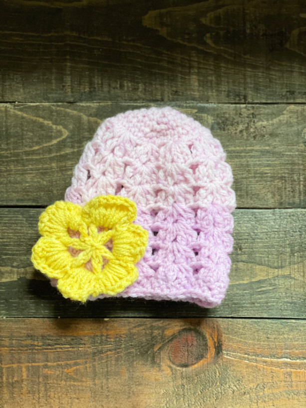 Handmade (crochet) lace baby hat with flower
