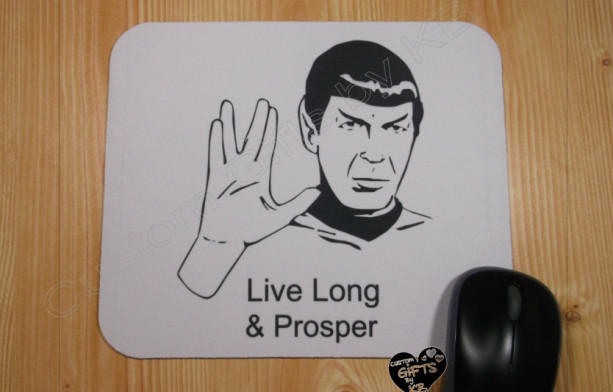Spock Live Long and Prosper Mouse Pad, Christmas Gift, Anniversary, Birthday Gift, Star Trek, Spock, Geek gift, Custom Mouse Pad, Computer