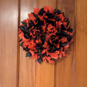 Black and Red Wreath Gothic, Halloween, Spooky, Vampire Decoration