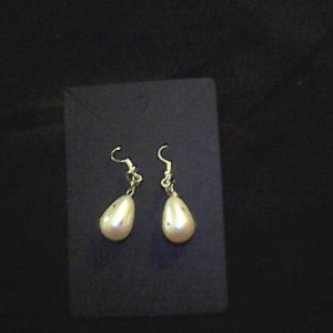 Teardrop Pearl colored and Stone Homemade earrings