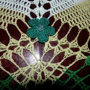 Stunning Real Handmade Crochet Doily, GREEN, Round, 30", "Daisy Meadow", Cotton100%, USA FREE shipping