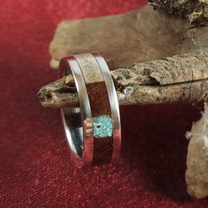 Size 5 stainless steel core ring with walnut,  birch and turquoise, 6mm band