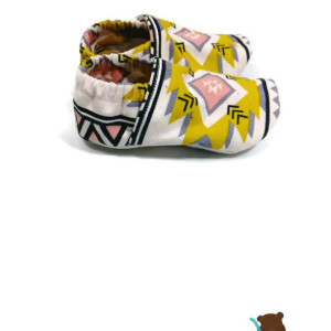 Tribal Aztec Print Ankle Booties- Baby Booties- Toddler Booties- Baby Shoes- Toddler Shoes- Soft Soled Shoes- Grip Soled Shoes- Crib Shoes