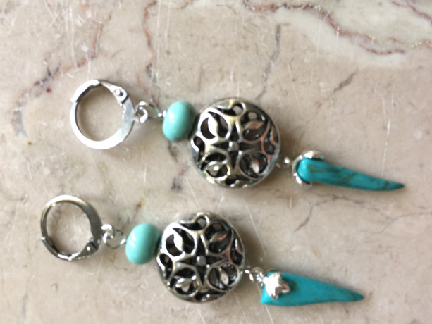 Long earrings made with Turquoise spike beads #E00340
