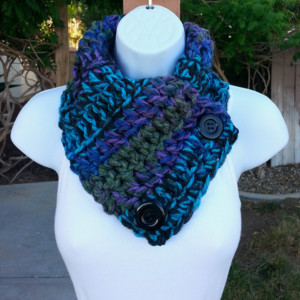 Chunky NECK WARMER SCARF Black Purple Blue Green Turquoise, Soft Thick Acrylic Crochet Knit Bulky Buttoned Cowl, Black Buttons, Ready to Ship in 3 Days