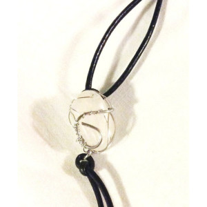 Wire wrapped white quartz polished stone leather bracelet 