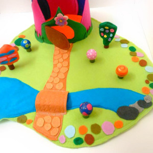 Woodland felt play mat - Fairy home - Gifts for girls - Girls toys - Gnome home - Felt toys - PLaymat - Dollhouse - Small dolls - Waldorf