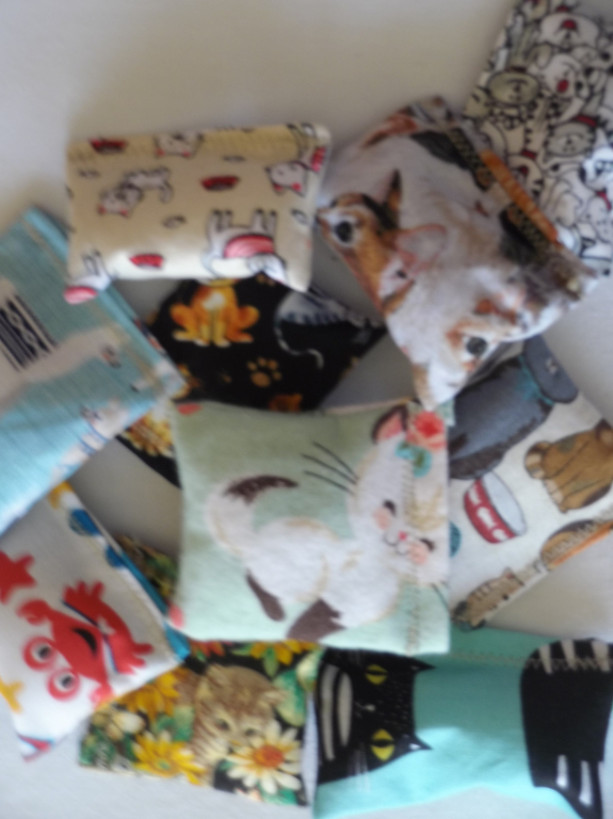 Organic Catnip Pillows Bundle (5)- Assorted, Handmade Cat Toys