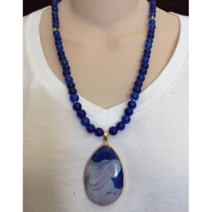 Deep Blue Beaded Necklace with Slice Pendant