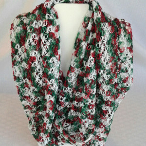 Lover's Knot Infinity Scarf  in Holly & Ivy