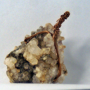 Exquisite Geode Stone Crystal Fragment collector piece