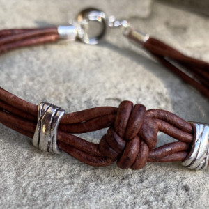 Simple brown leather knotted bracelet