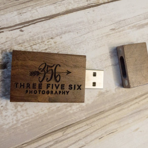 Wooden USB Wedding flashdrive 8gb, 16gb, 32gb laser engraved personalized